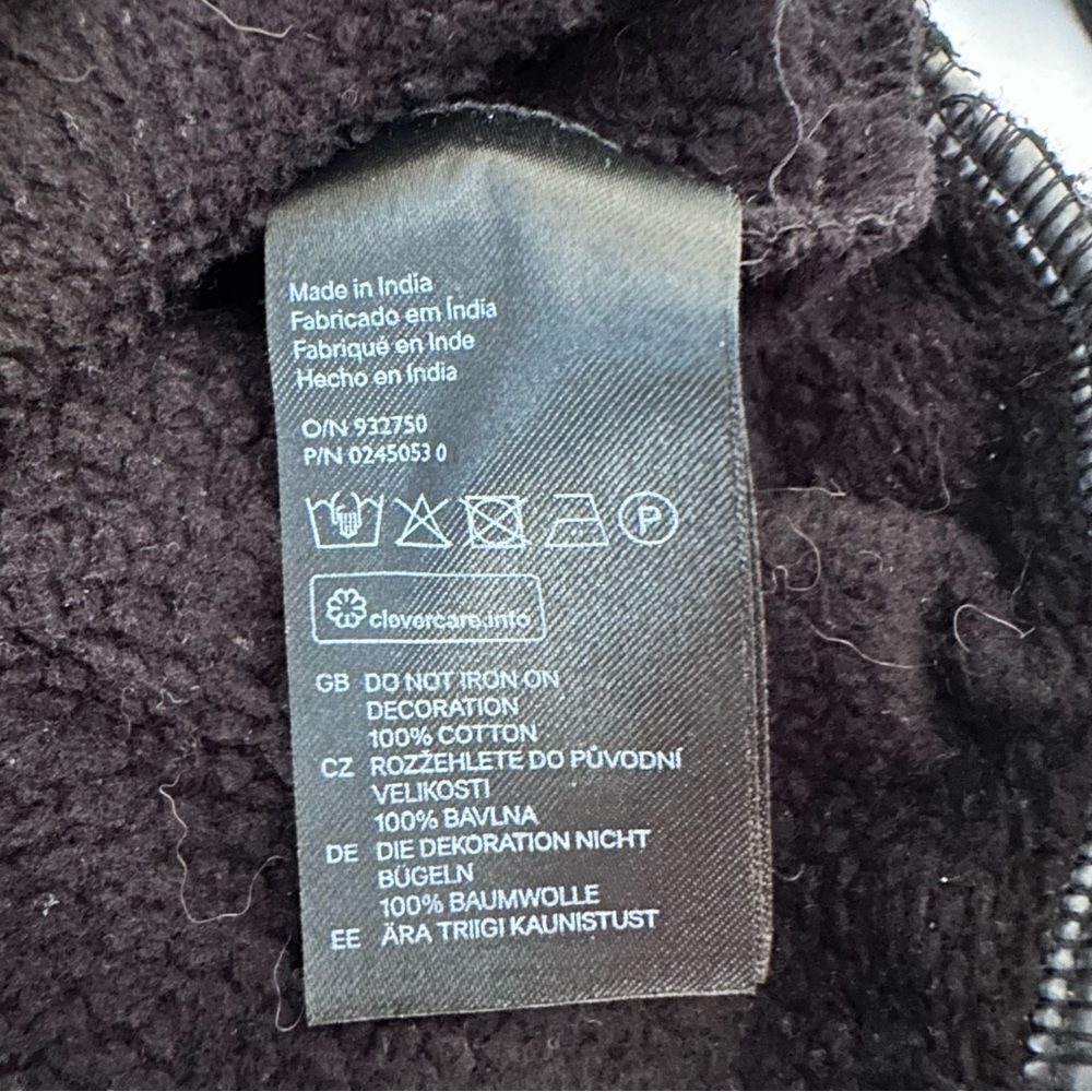 Disney Mickey H&M collab Halloween pullover sweatshirt - Picture 13 of 13